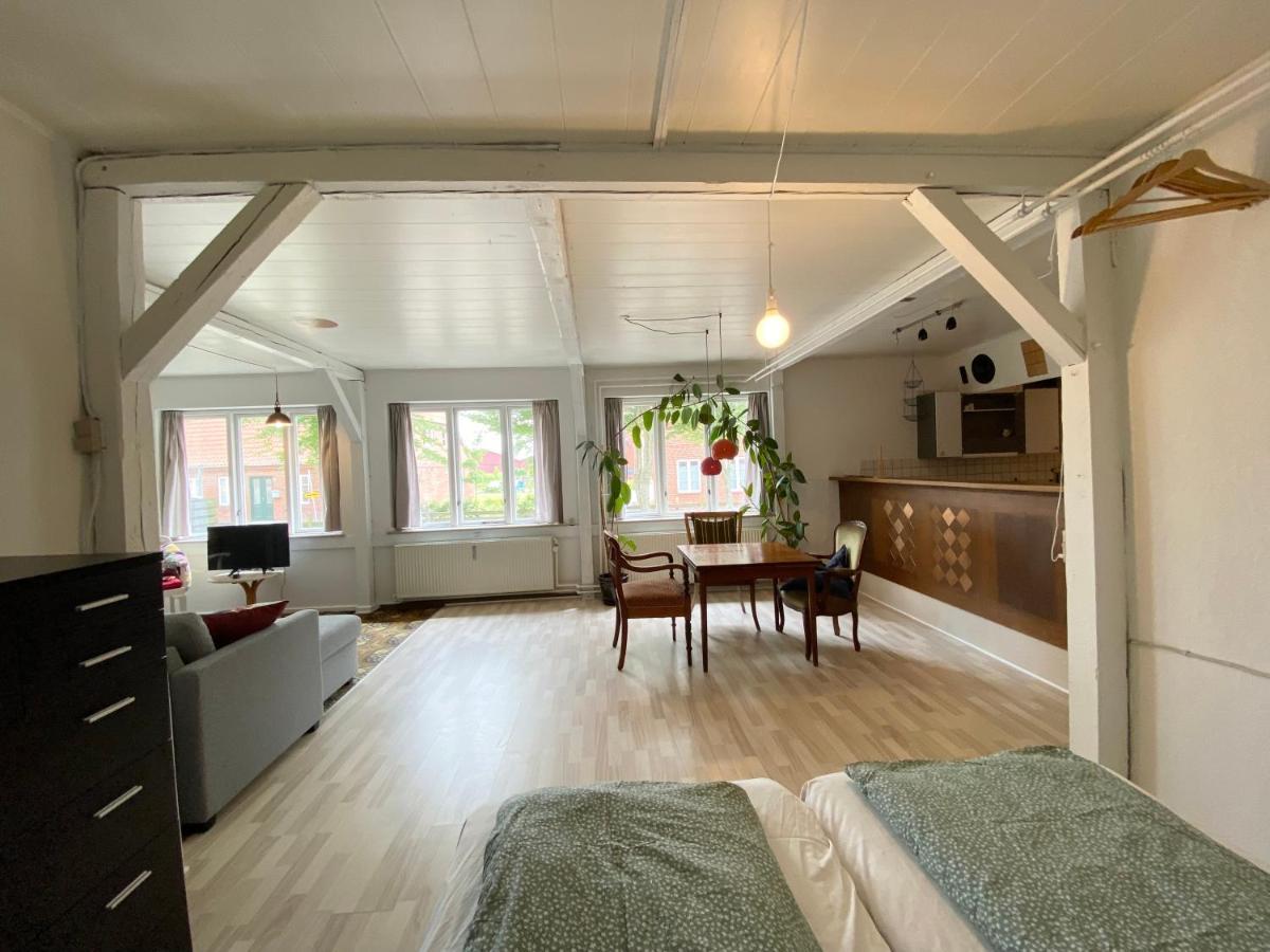 Studio Apartment In The Heart Of Højer Kültér fotó